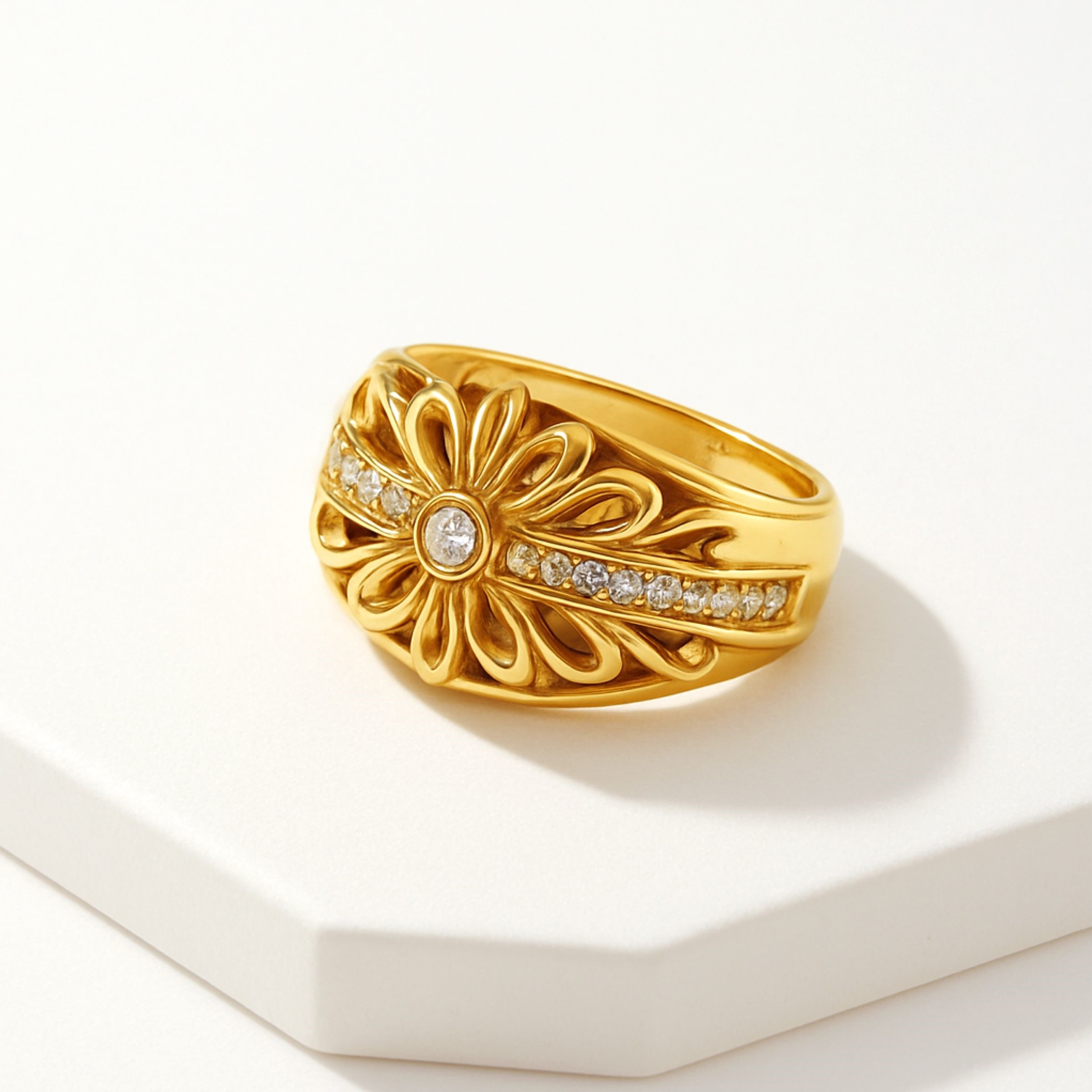 강렬한 옐로우골드의 클래식 무드 FLEUR 14K/18K